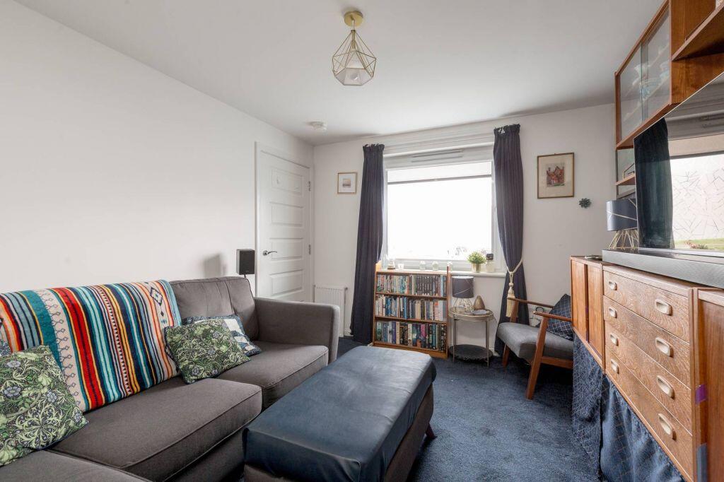 11 Capella Gardens, Edinburgh, EH16 4FS photo 4