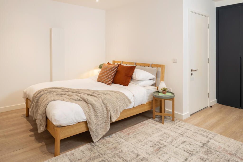 Main image of property: Symphony Park, Manchester