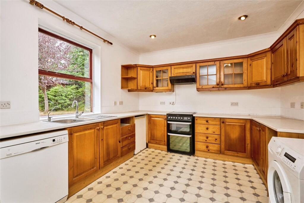 House in Portsmouth - View 4