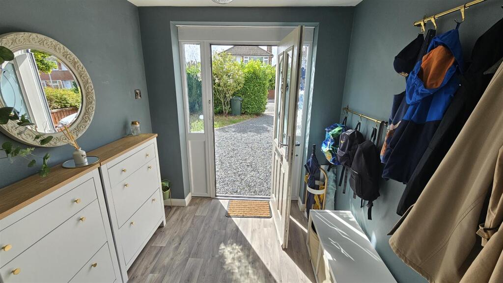 House in Rushcliffe, Romans Quarter, Bingham - More
