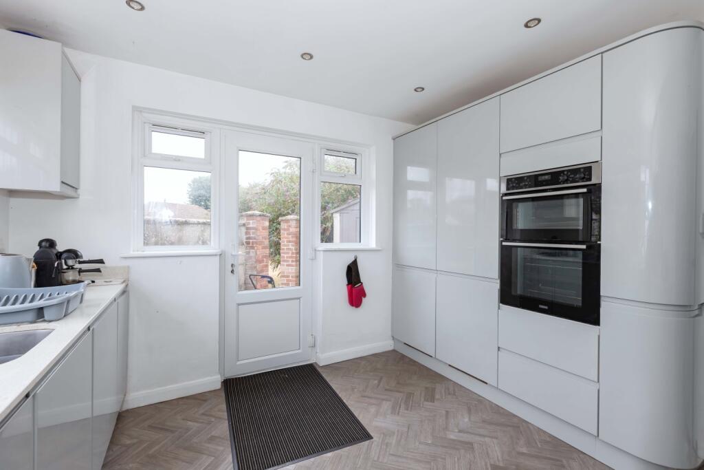 House in Brighton - More