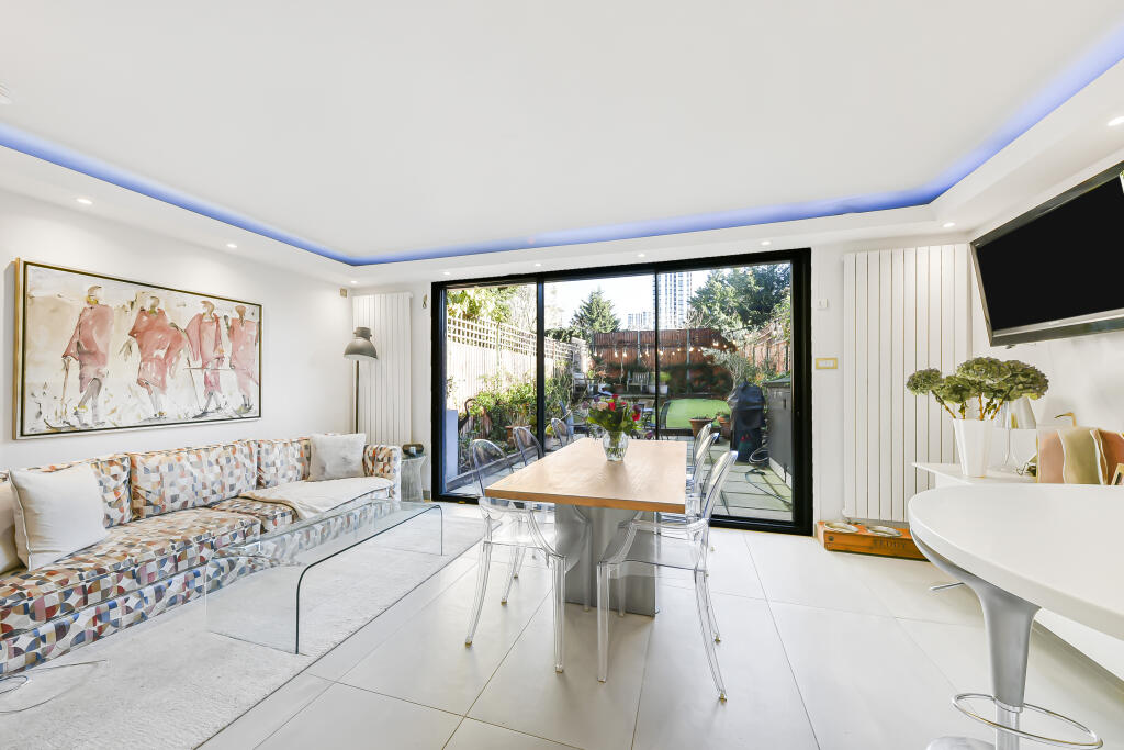 Hornby Close, Swiss Cottage, NW3 photo 2