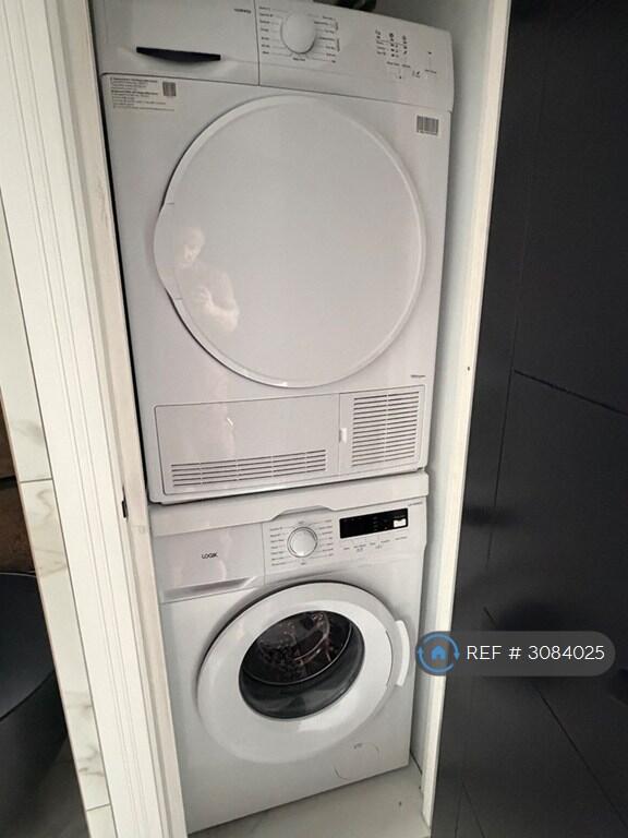 2 bedroom detached house for rent