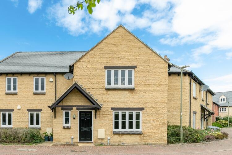 Main image of property: Lewisfield Way Woodstock OX20