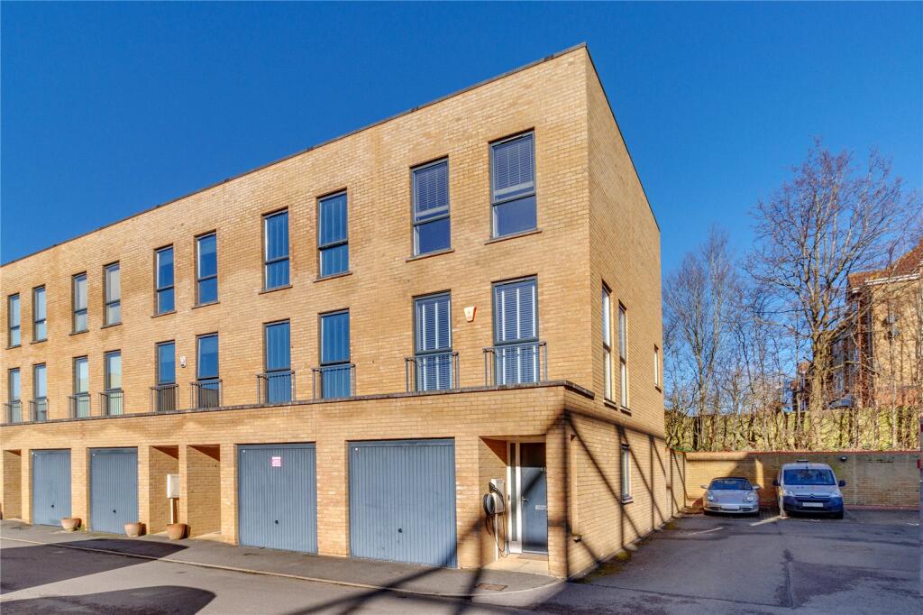 Main image of property: Studio Way, Borehamwood, Hertfordshire, WD6
