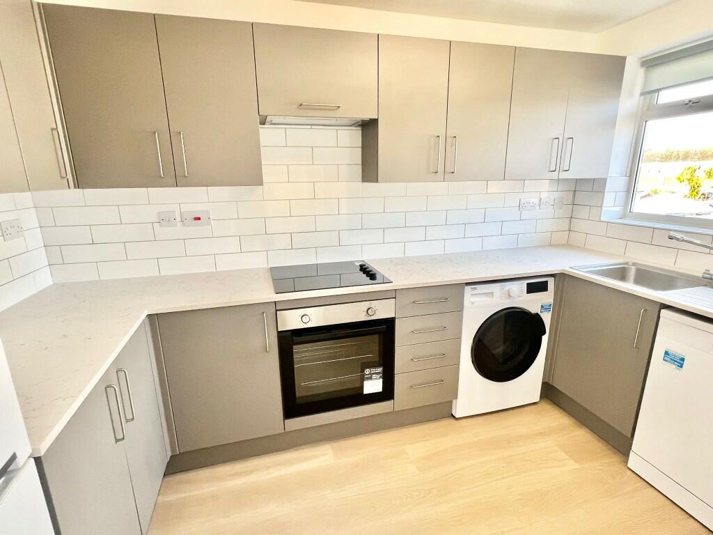 Apartment in Bournemouth - View 3