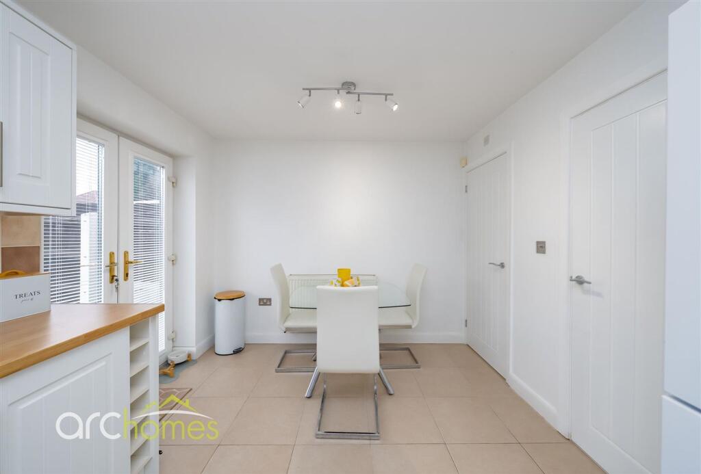 St. Richards Close, Atherton, M46 photo 4