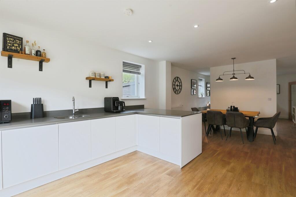 Haricot Vale Road, Bicester photo 3