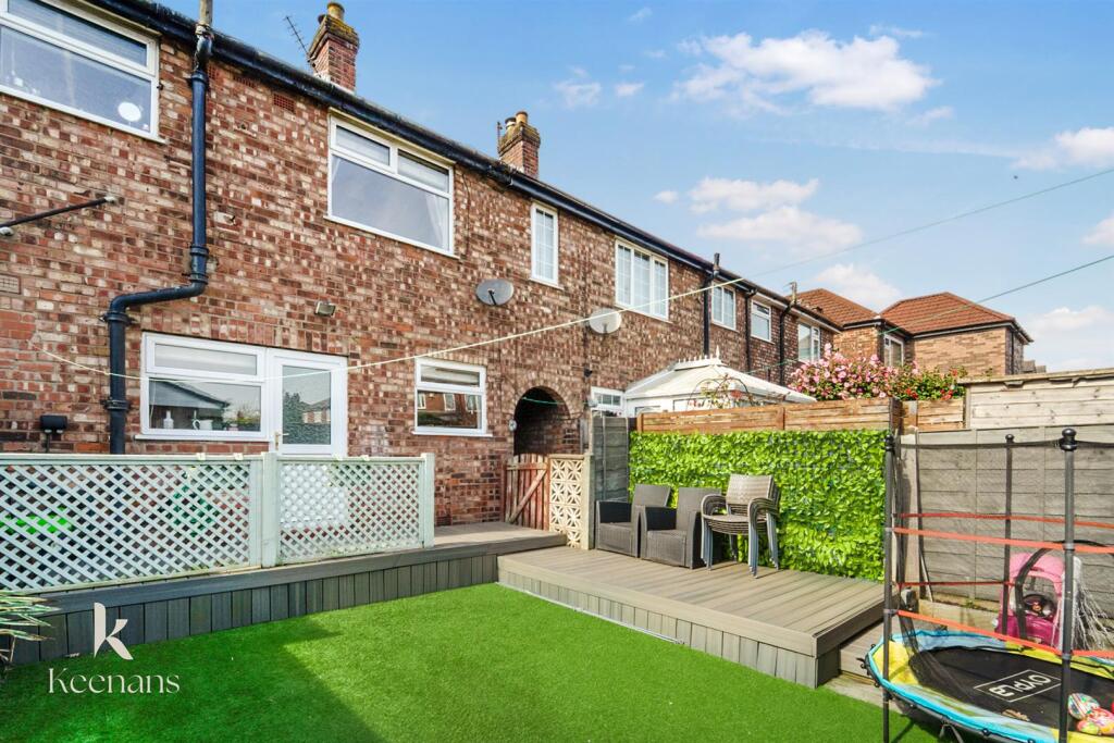 Main image of property: Cemetery Road South, Swinton, Manchester