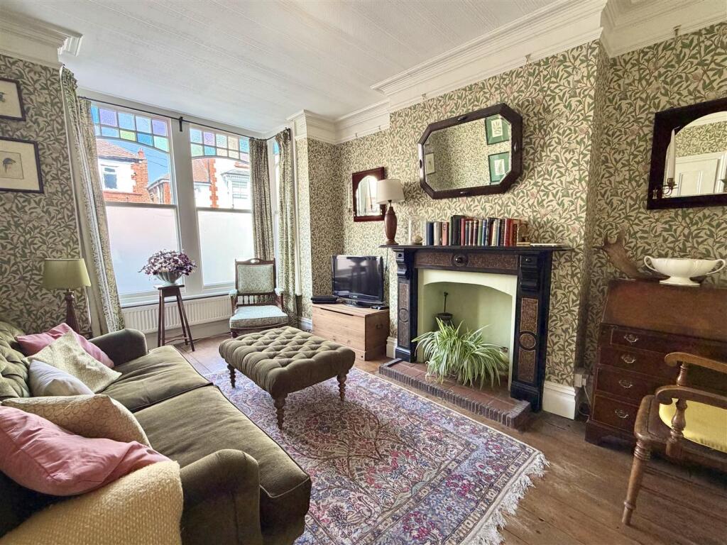 11 Coton Crescent, Shrewsbury SY1 2NY photo 4