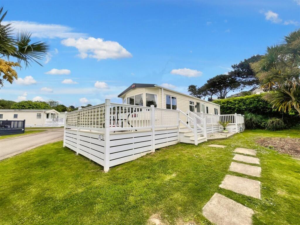 2-bed caravan on Praa Sands, Holiday Lodge, £65,000