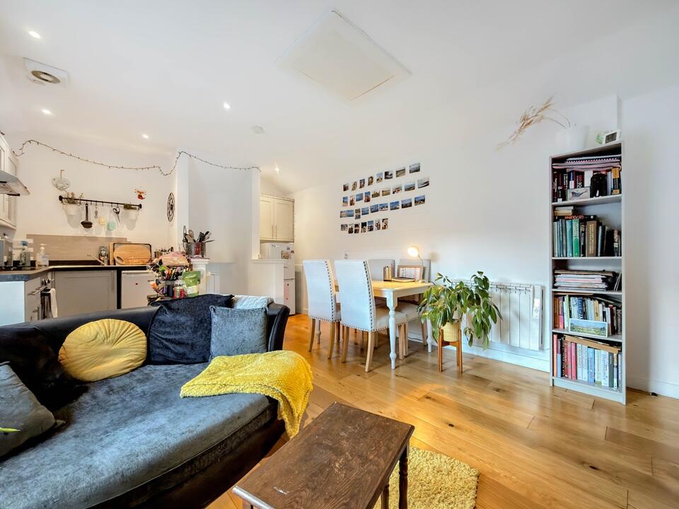 Garden Flat, 4/2 Albert Road, Oban, Argyll, PA34 5EJ photo 4