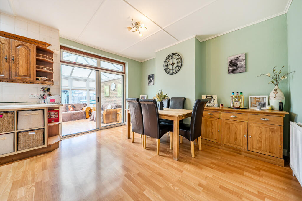 House in London, West Heath - View 4
