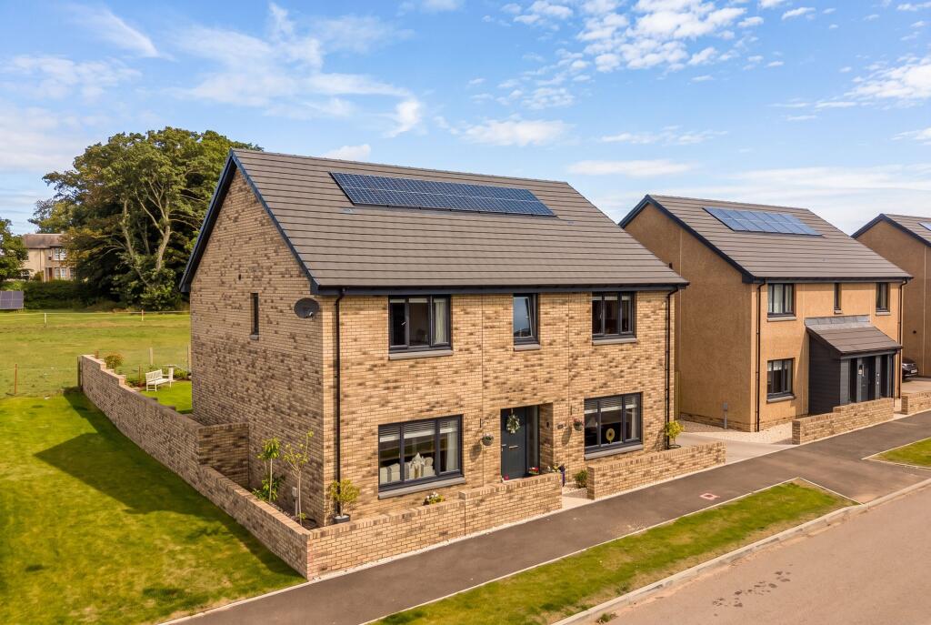 Main image of property: 129 Oswald Street, Carnoustie, DD7 7DL