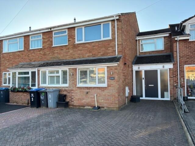 House in Witney, Burwell - View 4