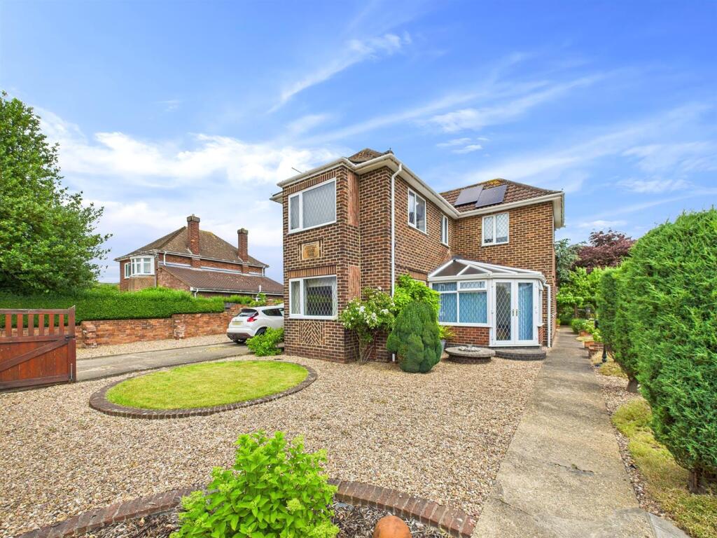 Main image of property: Brackenborough Road, Louth