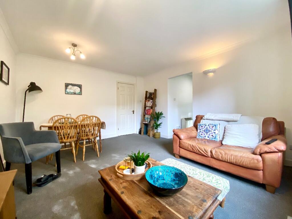 Apartment in Sheffield, Kenwood, Sharrow - View 2