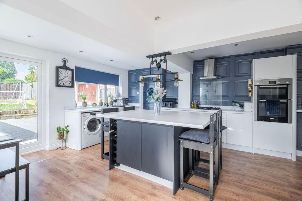 House in East Suffolk, Oulton Broad - View 3