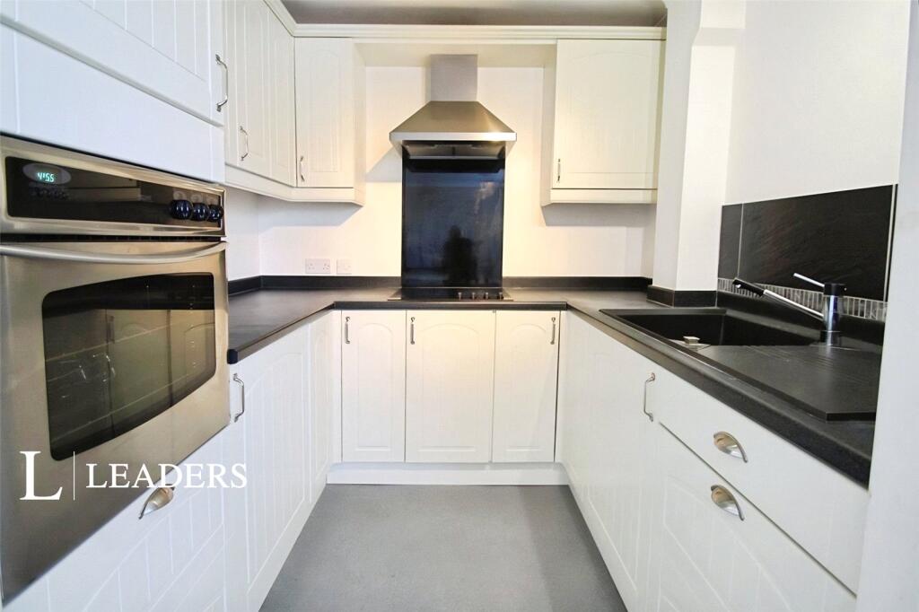 Apartment in Worthing, West Worthing - View 4