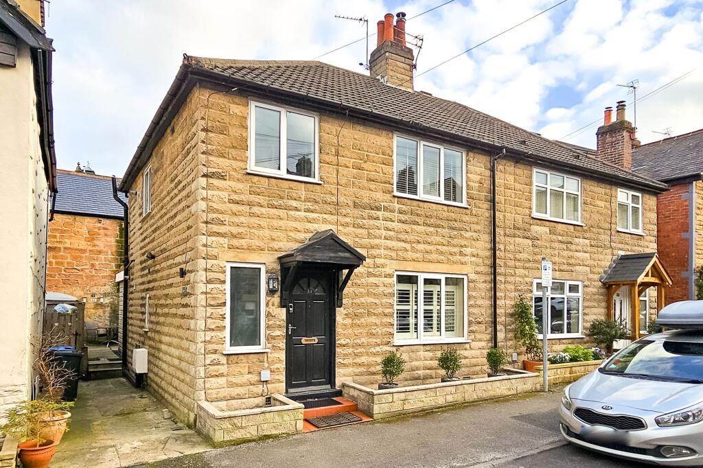 5-bed semi-detached on Valley Mount, Harrogate, HG2, £450,000