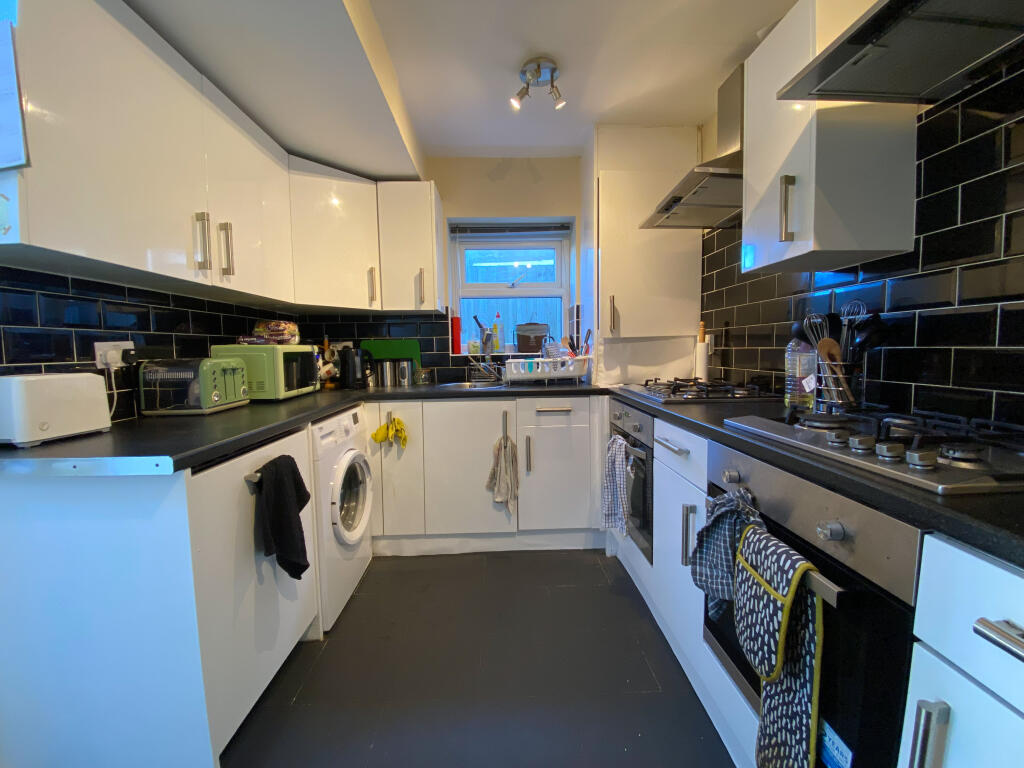 House in Cardiff, Maindy, Cathays - View 3