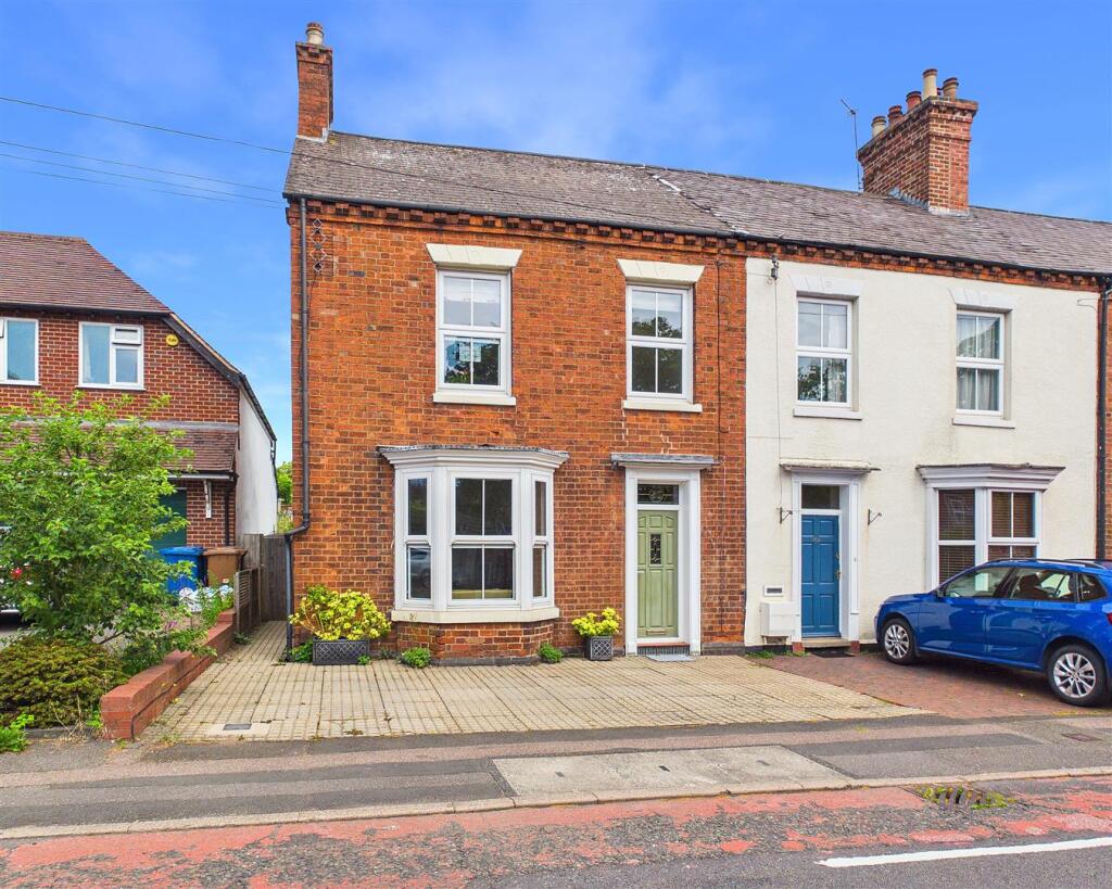Main image of property: Walsall Road, Lichfield