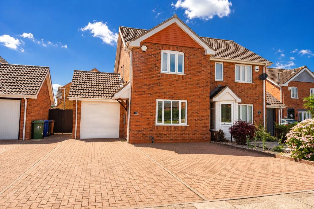 Main image of property: Peterhouse Road, Grimsby, Lincolnshire, DN34