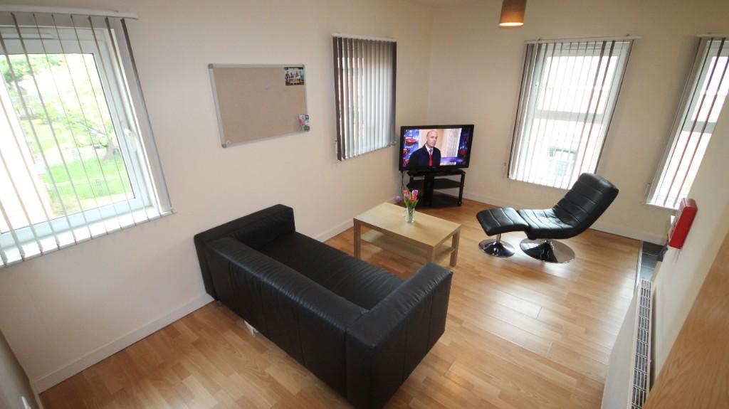 Main image of property: 7A Broom Street, S10 2DA - STUDENT APARTMENT - Broomhall