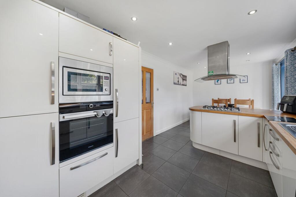 House in Widnes, Upton - View 4