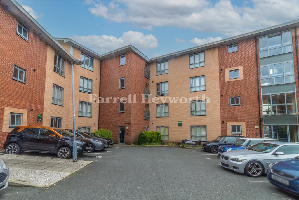 2-bed flat on Russell Court, Craggs Row, Preston, £117,500