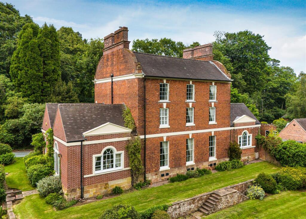 House in Wolverhampton - View 2