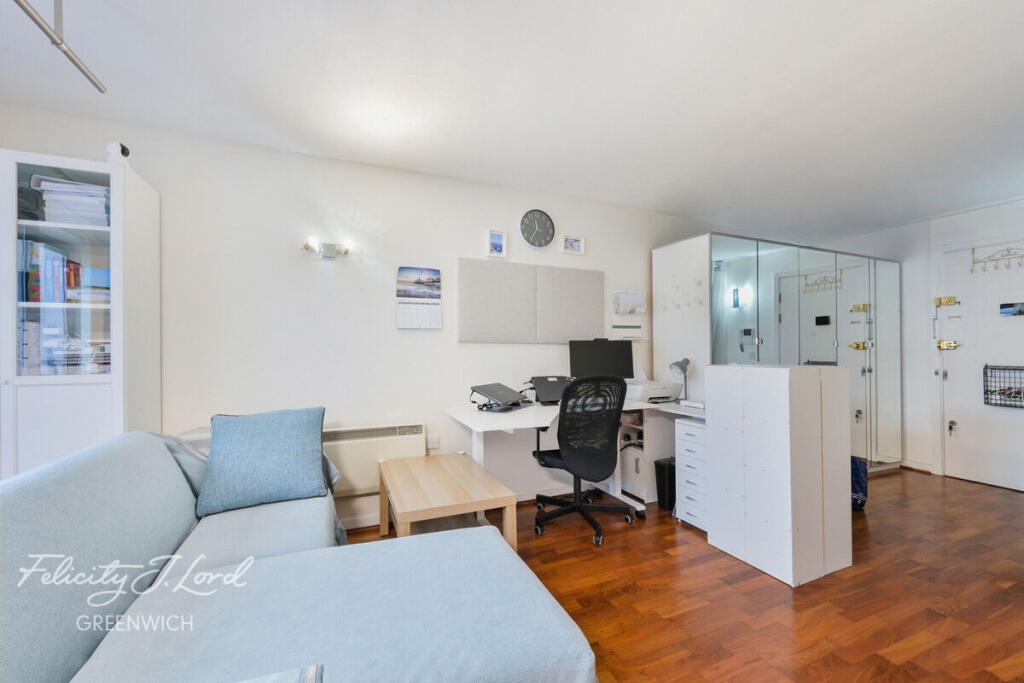 Main image of property: Deals Gateway, London, SE13