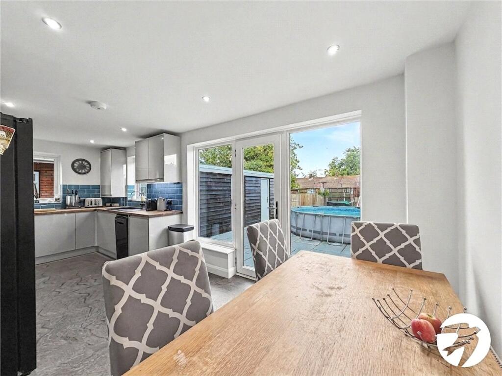 House in Rochester - View 3