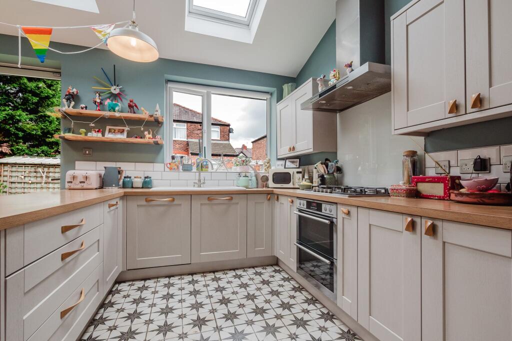 House in Manchester - More