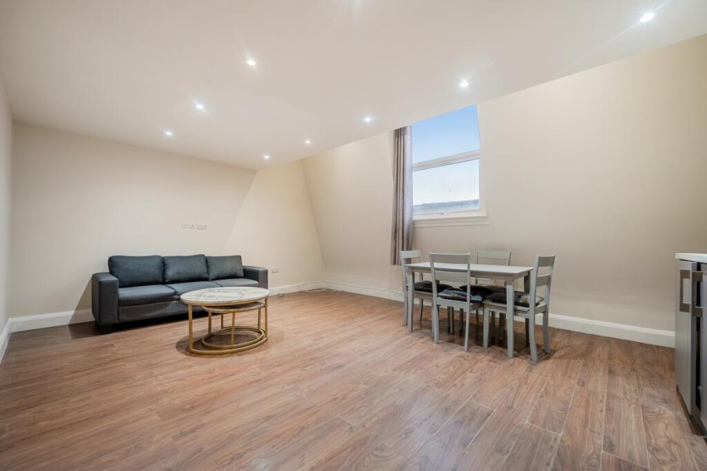 Apartment in London, South Bank, Waterloo - View 3
