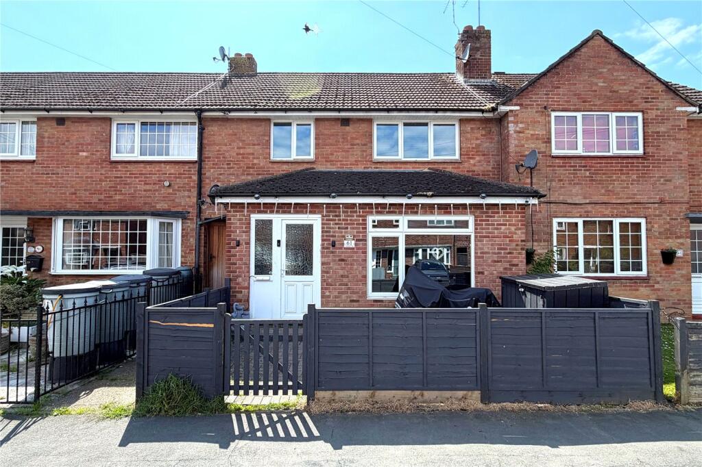 Main image of property: Linkenholt Way, Havant, Hampshire, PO9