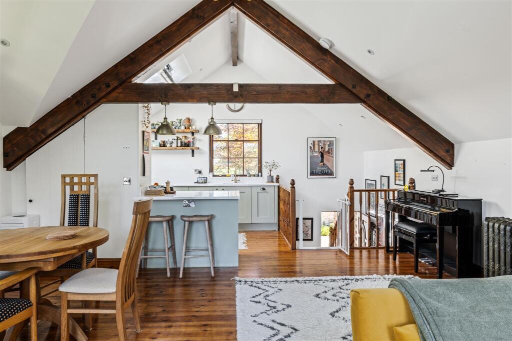 House in Lewes, Fletching Common, Newick - View 5