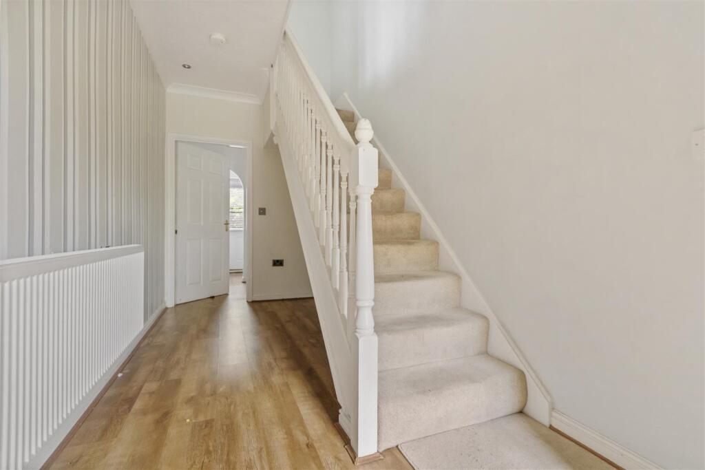House in Leeds, Cuddy Hill, Tranmere Park - View 2