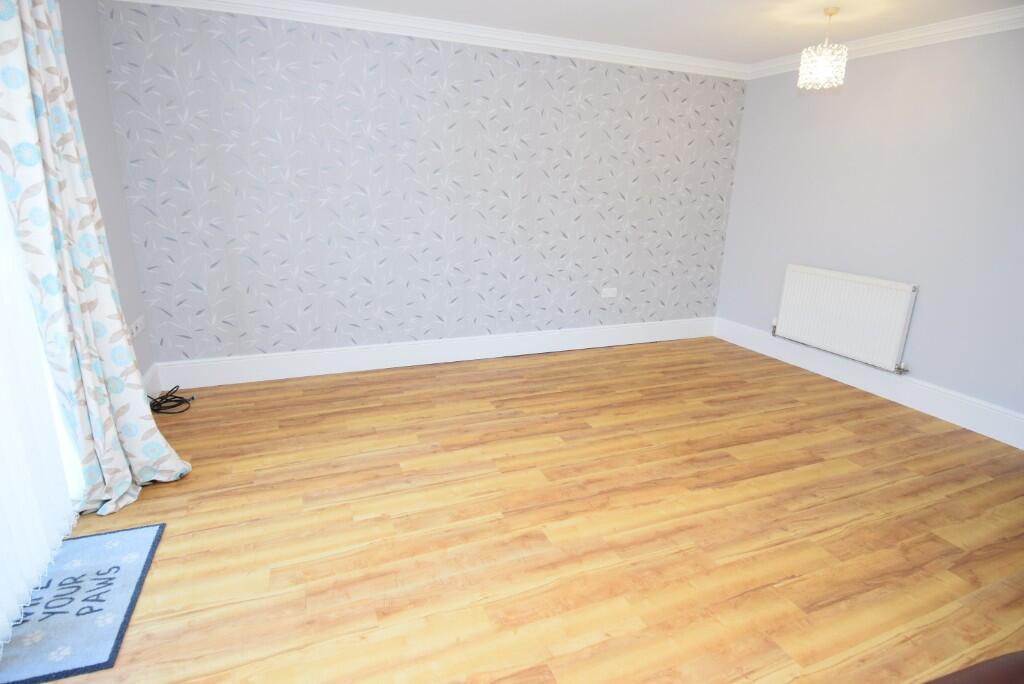 House in Amesbury - View 6