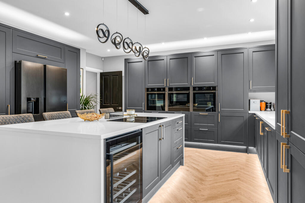 Additional image 4 of Canonsfield Road, Welwyn, Hertfordshire, AL6