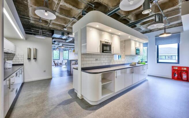 2500 The CrescentKitchenette.jpg