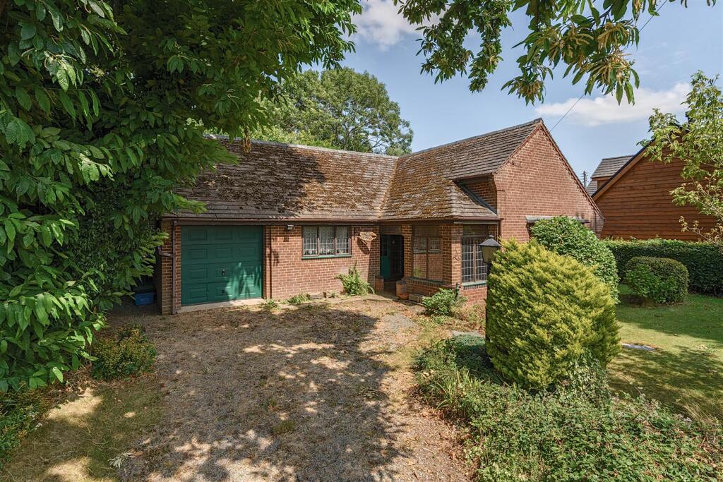 Main image of property: Autumn Leaves, Stapleton, Dorrington, Shrewsbury, SY5 7EH