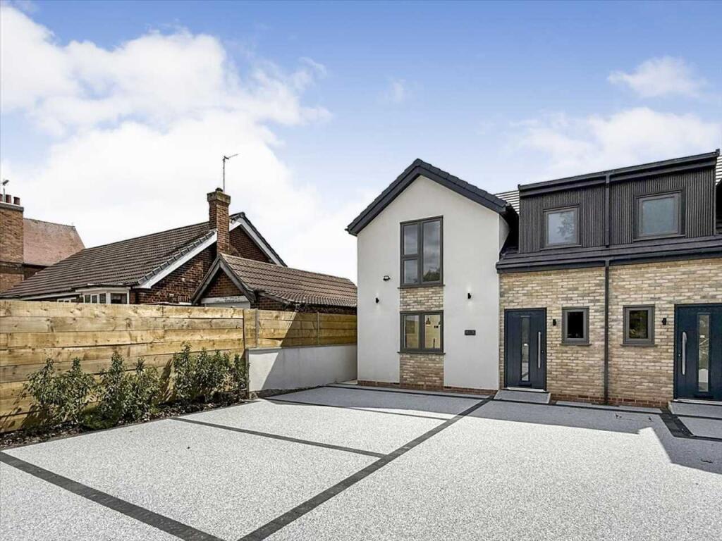 Main image of property: Grantham Road, Radcliffe On Trent, Nottingham