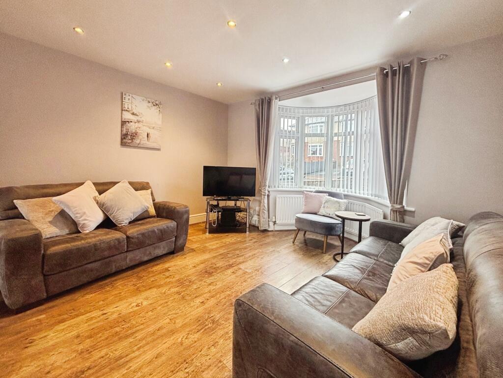 House in Newcastle upon Tyne, Tyne and Wear - More