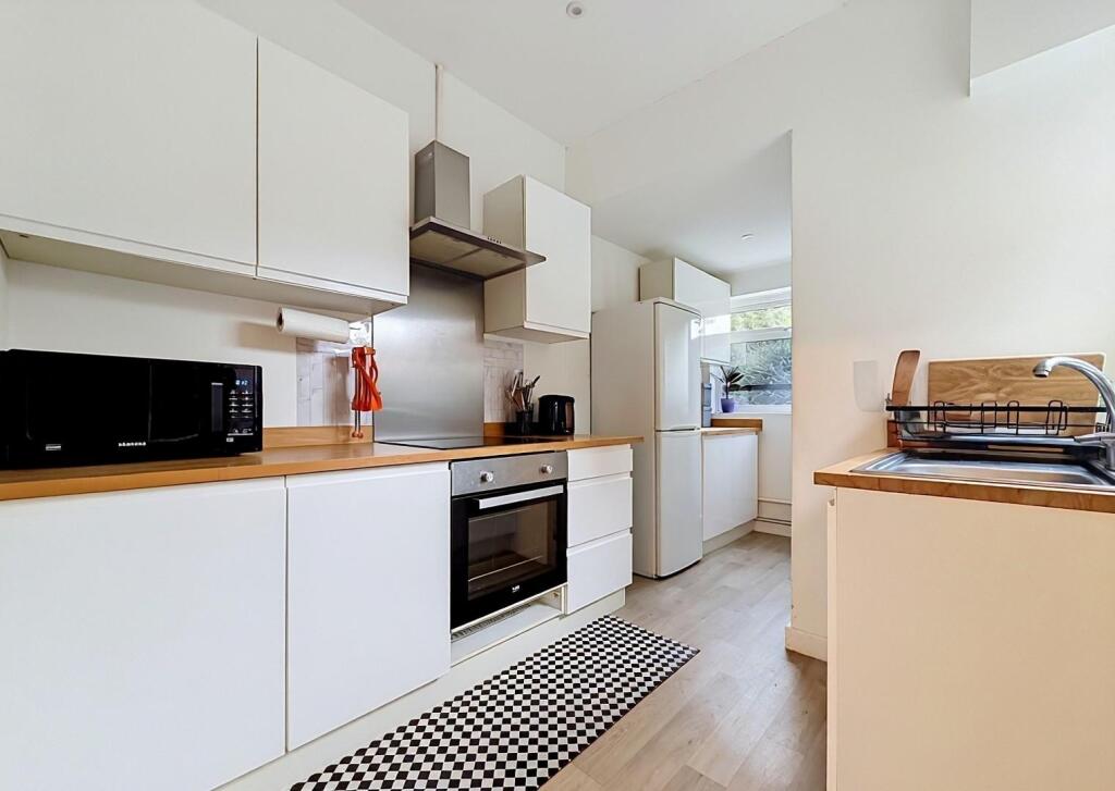 House in Cambridge - View 2