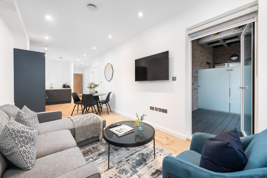 Main image of property: Flat 9, Rose House, Eastdown Park