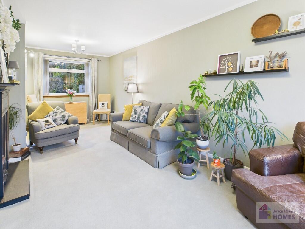 Dunblane Drive, East Mains, East Kilbride, G74 photo 3
