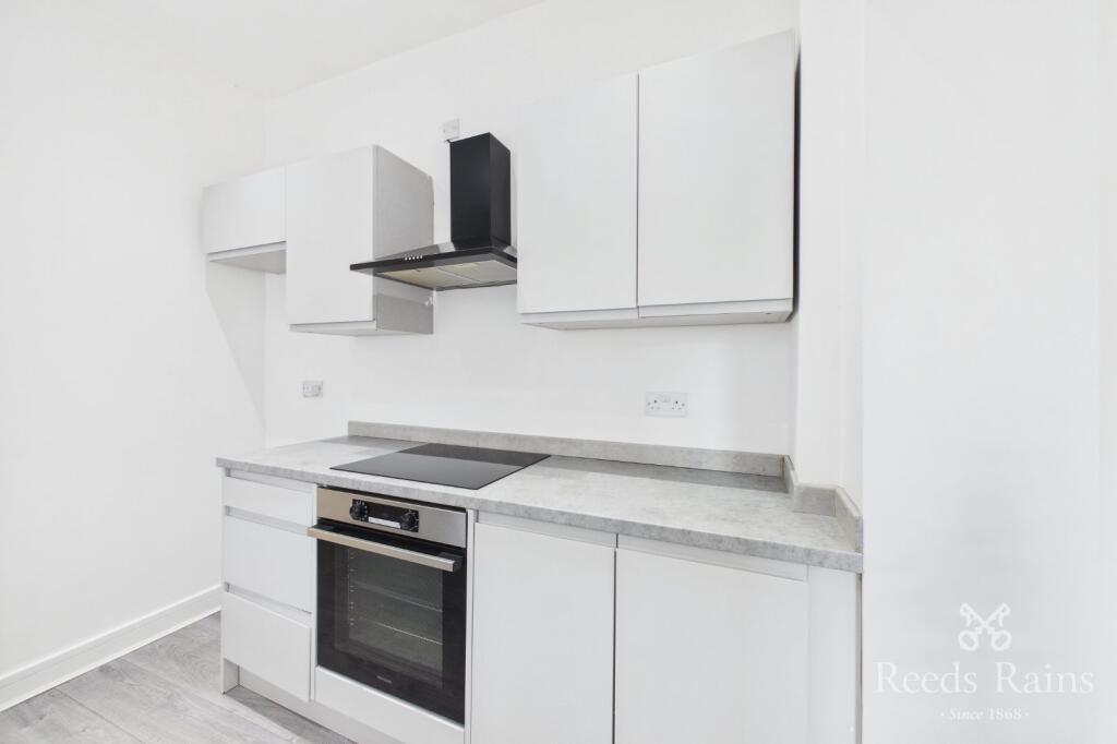 Hale Road, Widnes, Cheshire, WA8 – další