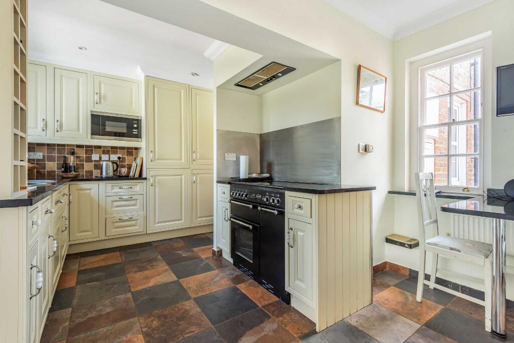 House in London - View 4
