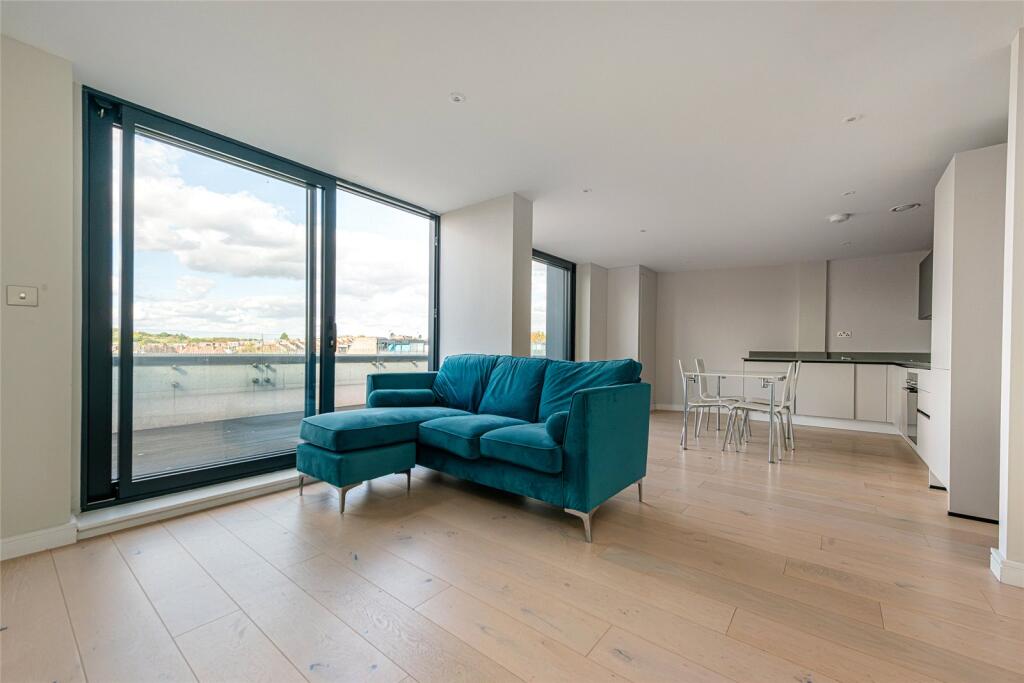 Main image of property: Tottenham Lane, Crouch End, London, N8
